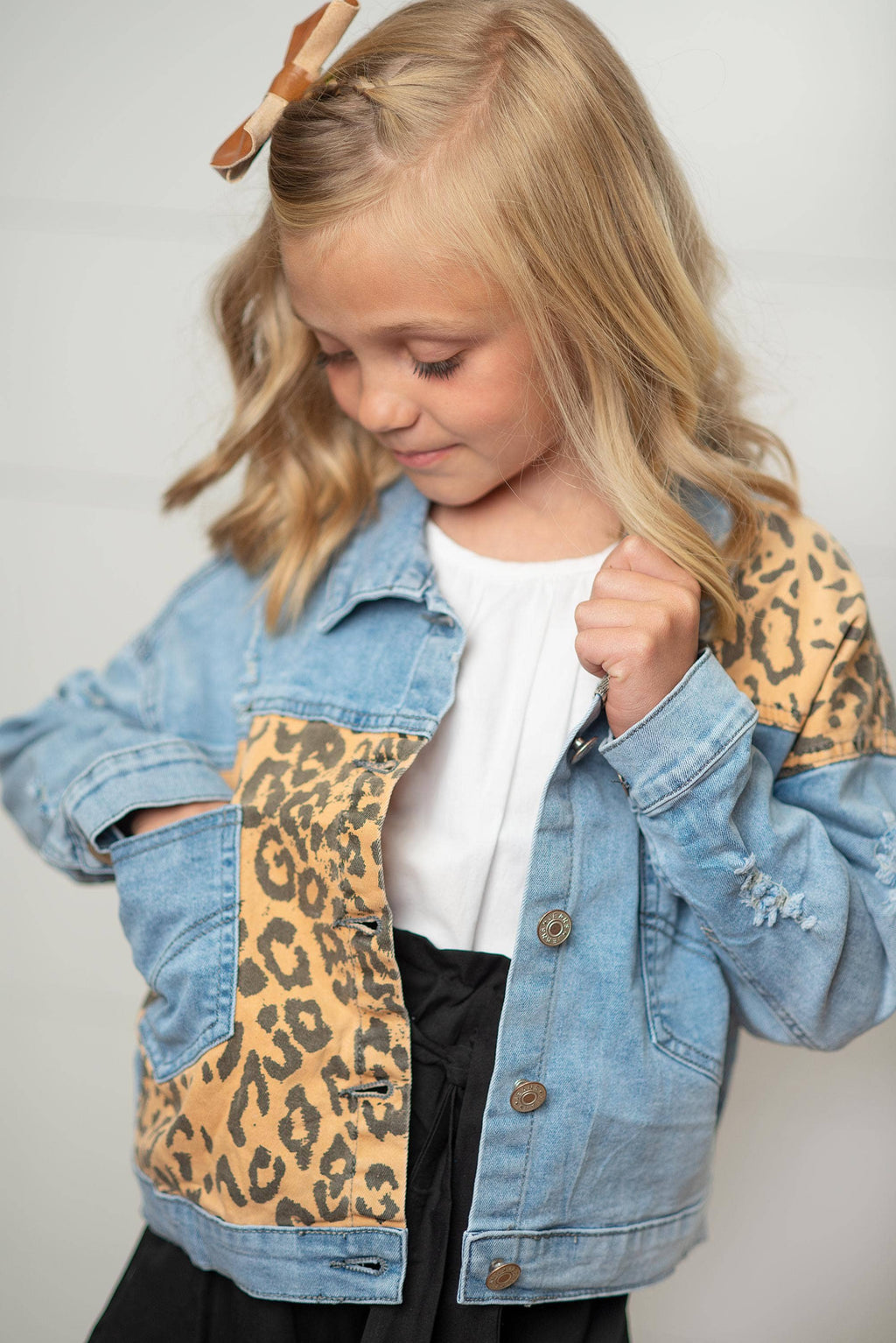 Girls Leopard Patch & Light Wash Denim Button Pocket Jacket